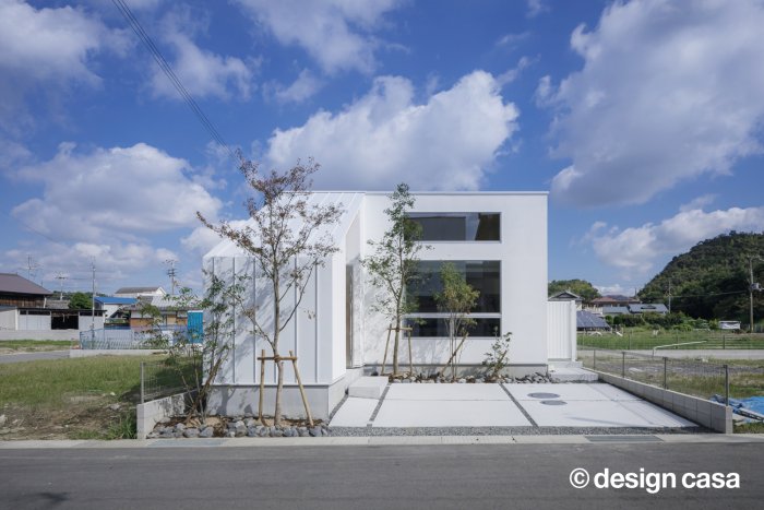 建築家との打ち合わせを3回にまとめ、全国加盟工務店で施工のノウハウを共有することで、スケジュールがコンパクトになる「design casa」。集中してスピーディに家づくりを進めることで、時間と労力、現在お住まいの家賃などの出費をカットできます。